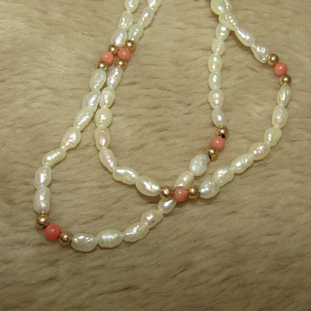 Vintage Imperial World, Inc freshwater pearl & coral necklace